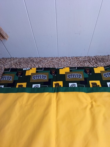 Pair Of Baylor Bears Green & Gold Pillow Case Covers 30” x 21” NEW NEVER USED - Picture 6 of 6