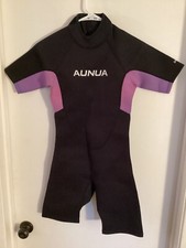 Youth NWT "Aunua" blk/lavender wetsuit. Size Size 14