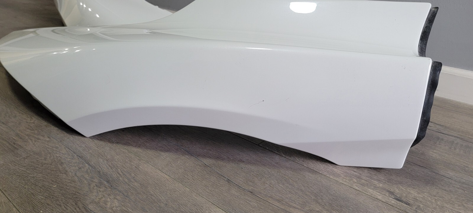 MCLAREN 720S FRONT FENDERS OEM 14A2368SP 14A2369SP LEFT AND RIGHT GOOD 