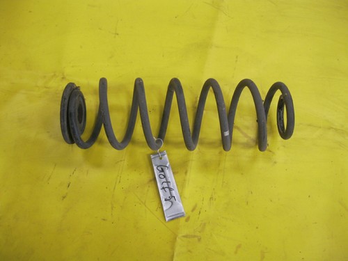 VW Golf 5,                                   Feder Hinterachse, siehe Bild,