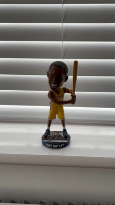 Kobe bryant la dodgers bobbleheads sports baseball tribute night