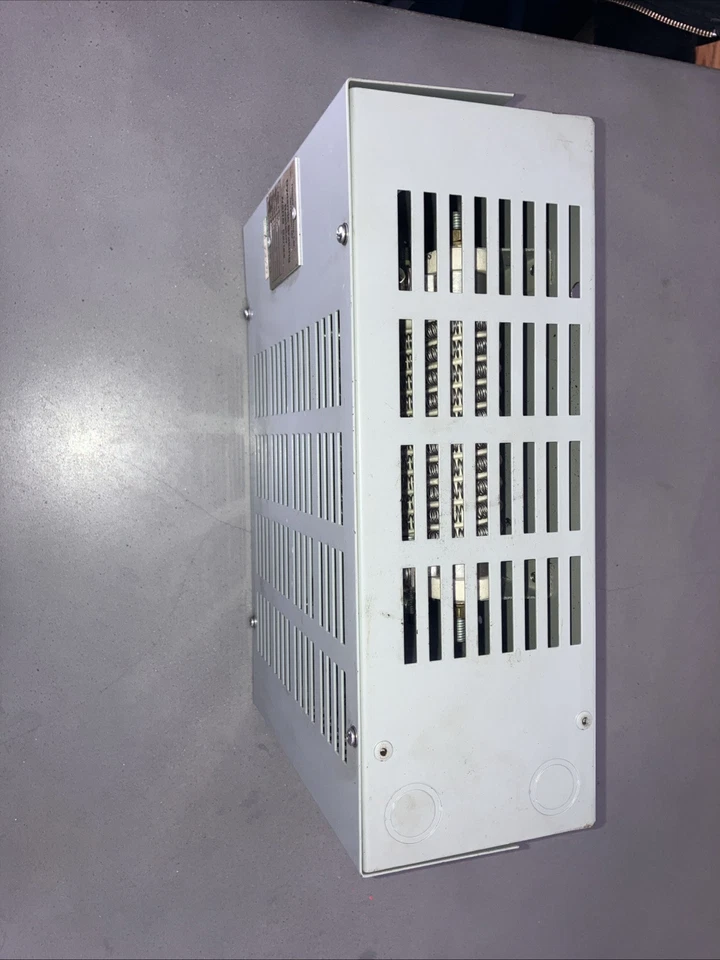 Resistencia de frenado Hitachi HRB4 serie NSRB. 70 OHMS, 800 vatios. Foto 2 de 3