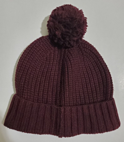 UGG Wool Hat Taille Unique Maroon Color