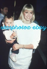 Super Rare Classic 5x7 Enlargement OLIVIA NEWTON-JOHN! Livvy With Baby CHLOE!