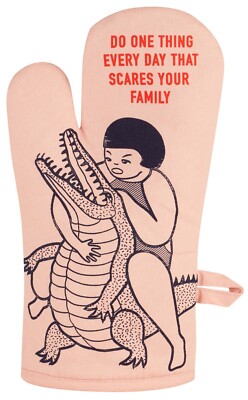 Blue Q Scares Your Family Ofenhandschuh lustig