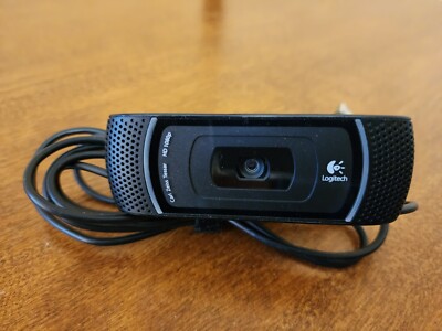 Logitech C910 Pro 1080p Webcam for PC - Carl Zeiss Tessar Optic - Privacy Cover 