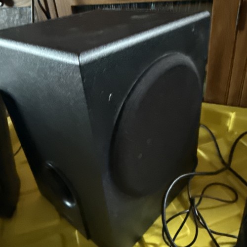 Insignia NS-PCS41 Computer Speaker System TESTED AND WORKING! - Picture 3 of 8