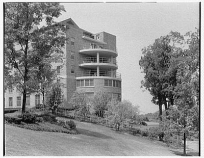 Photo:Hastings-on-Hudson NY John Andrus Memorial Home 1930s Balconies