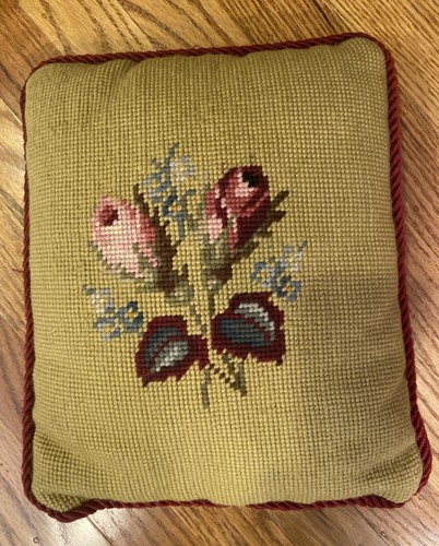 Ancien oreiller victorien floral aiguille roses bordeaux sauge jaune 11x9"