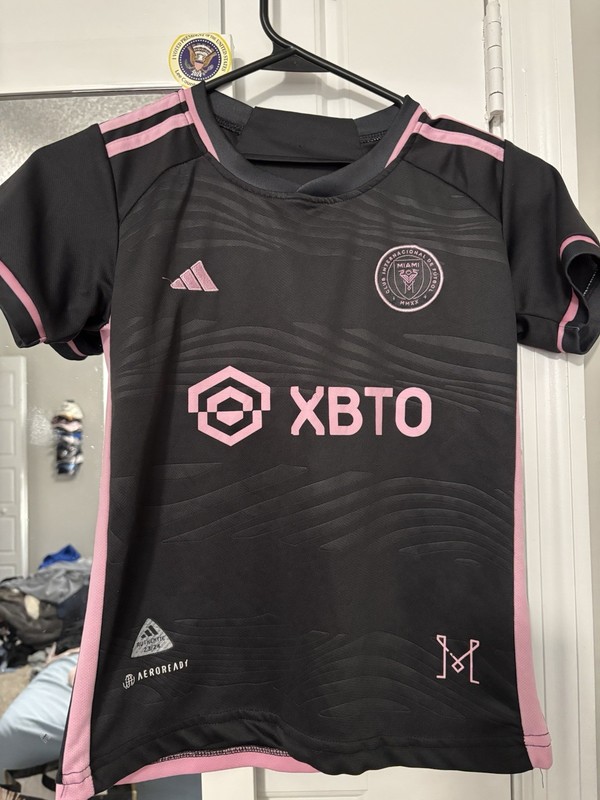 adidas Inter Miami CF Messi #10 Black/Pink Short Sleeve Jersey Size S