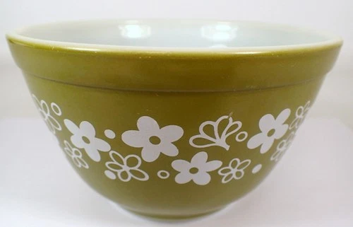 Vtg MCM Pyrex 401 Spring Blossom Green Crazy Daisy 1.5 Pt Nesting Mixing Bowl