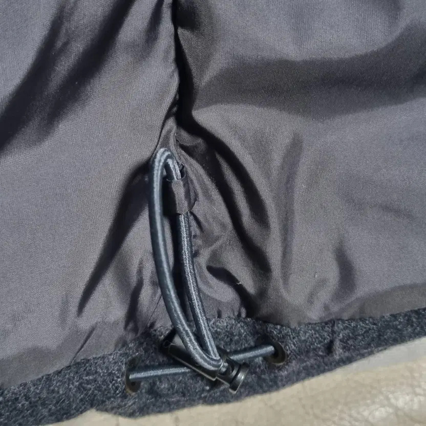 Moncler Padded Jacket Excellent Condition thumbnail 8