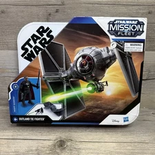 Disney Star Wars Moff Gideon w/ Outland Tie Fighter from Mandalorian Baby Yoda  
