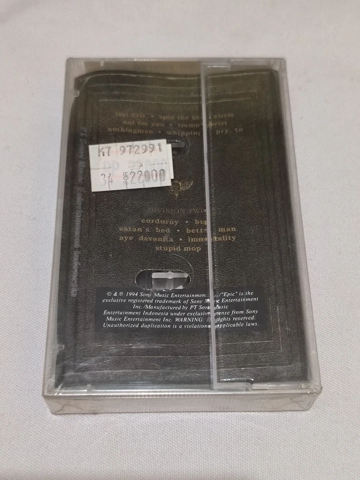 Pearl Jam - Vitalogy 1994 original indonesia tapes BRAND NEW - Image 2 of 4