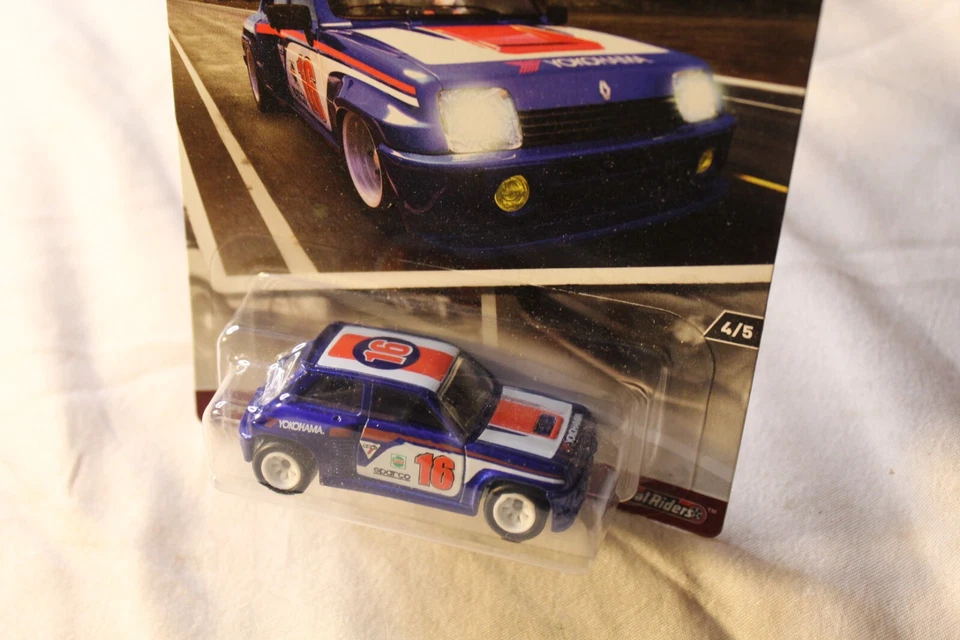 Hot Wheels Car Culture Modern Classics Renault 5 Turbo Real Riders Foto 2 de 4
