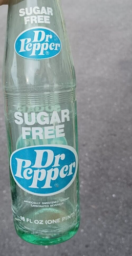 Diet Dr Pepper 8 Pack 16 Oz Glass Bottles Vintage Empty Sugar Free W/Case!! - Picture 9 of 10