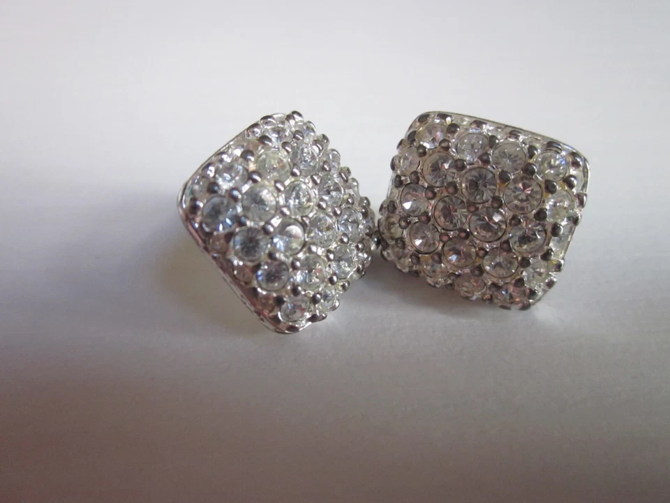 Swarovski Orecchini a Lobo-Rombo-Pavè di Cristalli-Anni'90-Vintage-Leggi Bene - Immagine 4 di 4