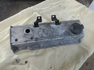 VW Golf 3 III GTI Ventildeckel Zylinderkopfhaube 037103475G AGG ADY 2E 2.0 8V