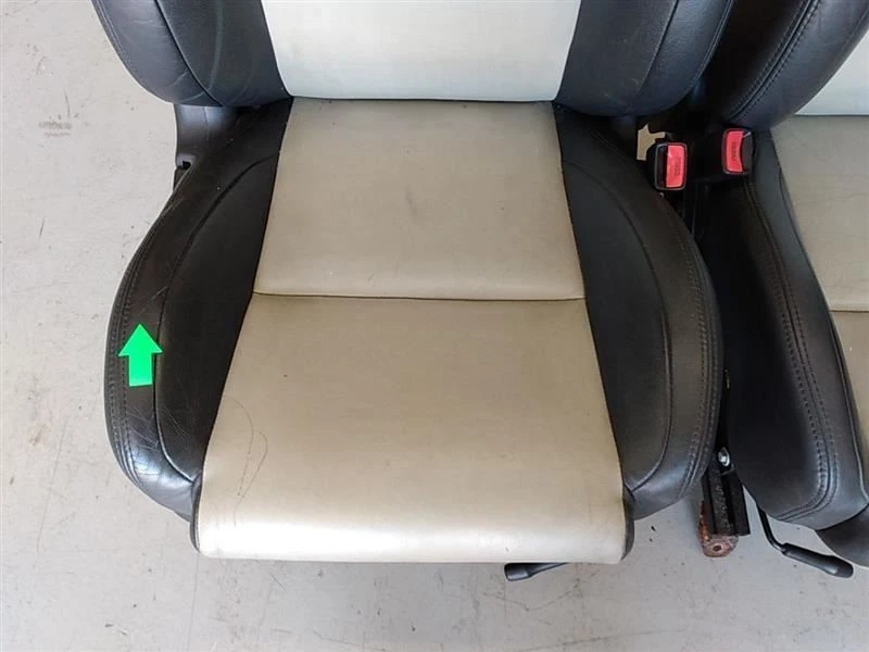 Saab 9-2x 05-06 Subaru WRX 04-07 Pair Of Front Seat Manual Leather Left & Right Foto 3 de 4