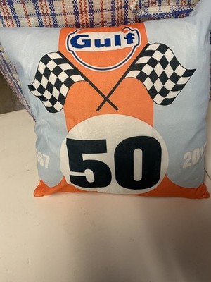 Ein Golfkissen 50 Double Check Flaggen  