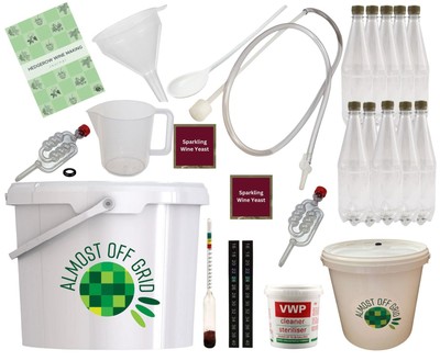 10 Liter Holunderblüten Set, inkl. Hefe, Flaschen und Rezepten im Tagebuch