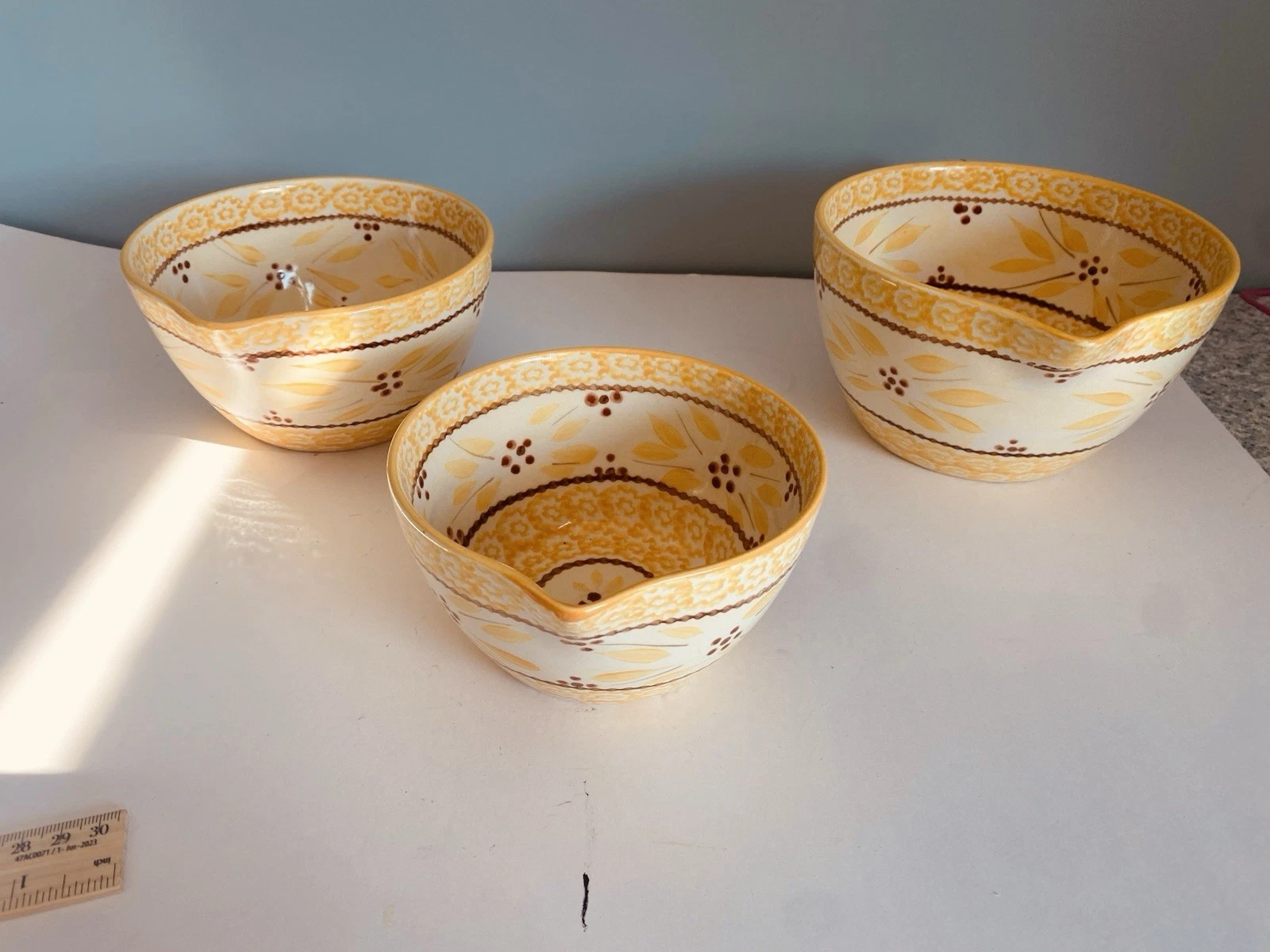 3 Temptations Tara Old World Yellow Pour Spout Teardrop Nesting Mixing Bowls