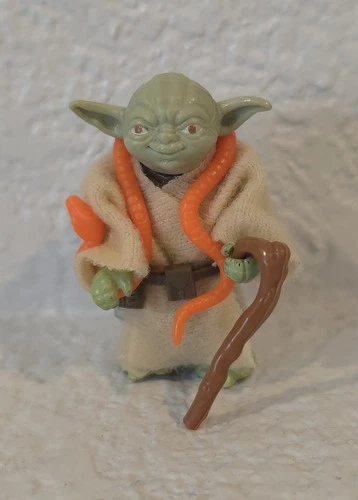 Vintage 1980 Empire Strikes Back action figure - Yoda with all accessories