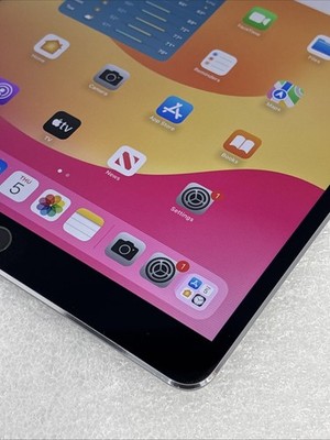 Apple iPad Pro (10.5-inch) A1709 256 GB, Wi-Fi + 4G, 10.5 in