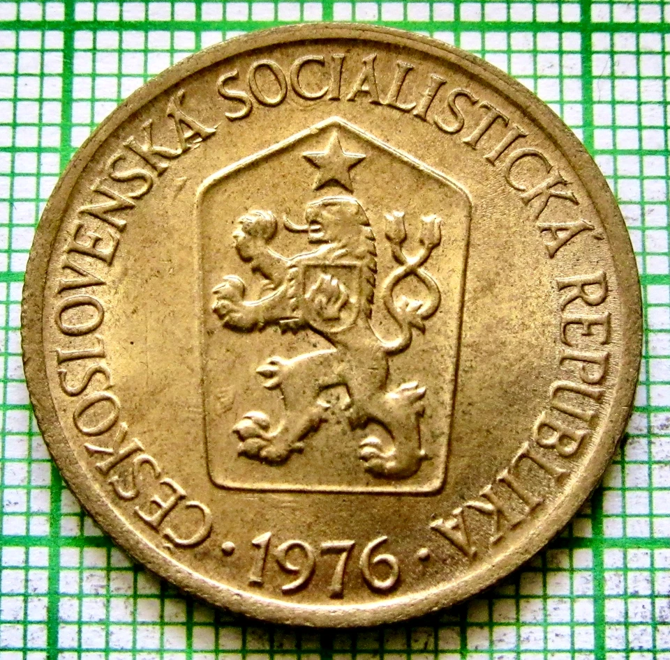 CZECHOSLOVAKIA 1976 1 KORUNA, WOMAN PLANTING LINDEN SPRIG UNC Lustre - Image 2 of 4