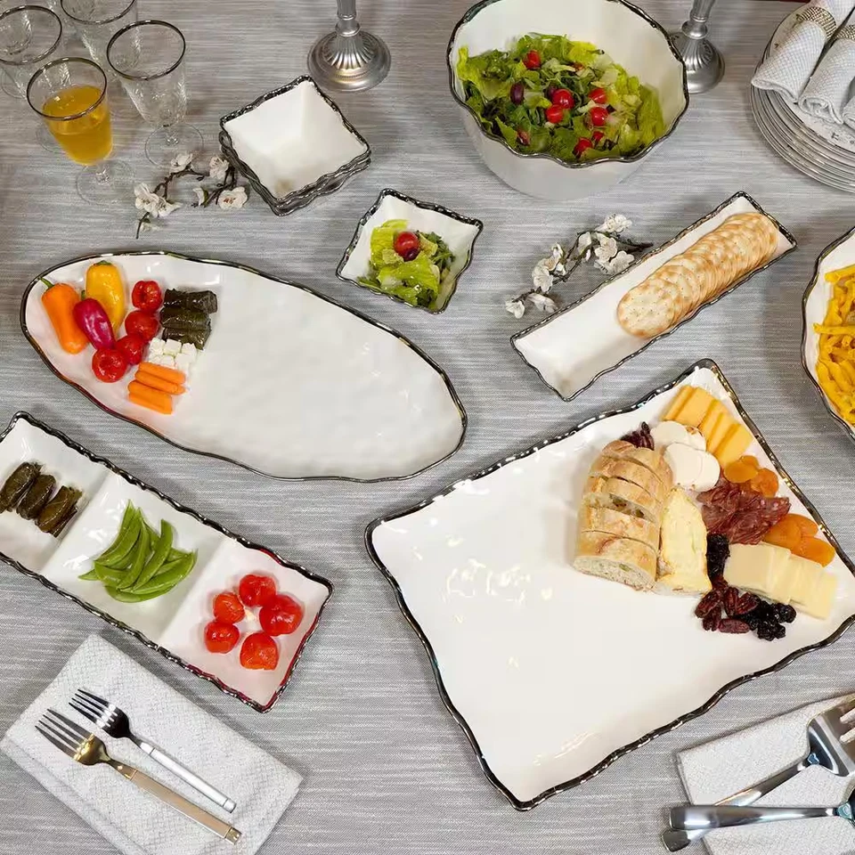 13 pulgadas W X 3,5 pulgadas H X 2,25 pulgadas Bandeja para servir plateada de porcelana blanca D Regency Foto 2 de 4