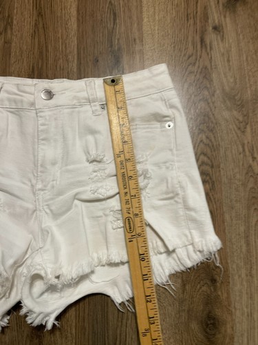 Hammer Jeans Shorts, Youth Girls Size Large, White Ripped, Cut-Off - Picture 10 of 12