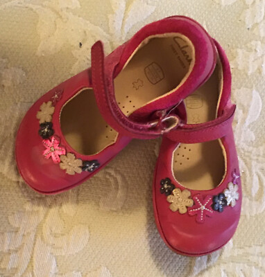 Clarks Baby Girl 6.5 M Pink Mary Jane Flowers Leather ...