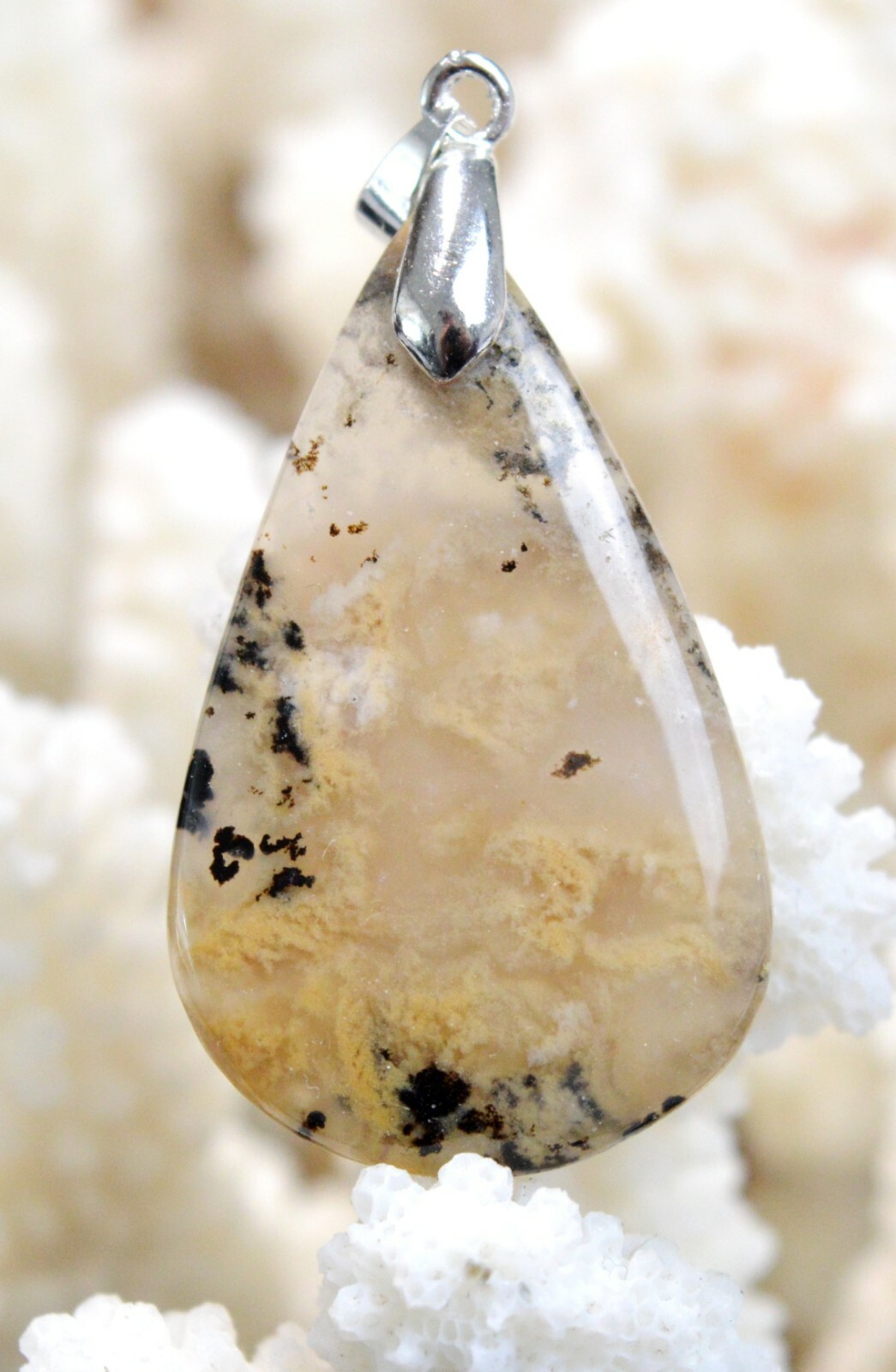 Agate dendrite indonésienne de 30 carats véritable cabochon de collection prestige