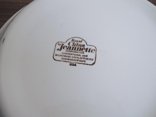 JEANNETTE CHINA APPLE PIE PLATE W GREEN APPLES - 11" - Picture 4 of 4