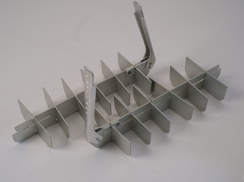FRIDGIDAIRE Quickube Ice Cube Tray Aluminum Metal Quick Release-Set of 2 - Picture 9 of 11