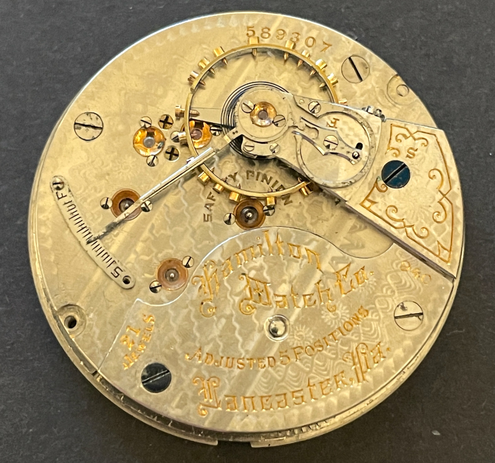 Antique 1908 Hamilton Grade 940 Pocket Watch Movement Good Balance 18s 21j USA