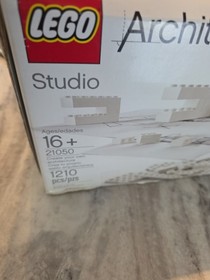 LEGO 21050 - Architecture Studio Used 60% Box Retired