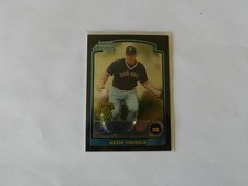 KEVIN YOUKILIS AUTOGRAPH ROOKIE CARD #336 in 2003 BOWMAN CHROME. rookie card picture