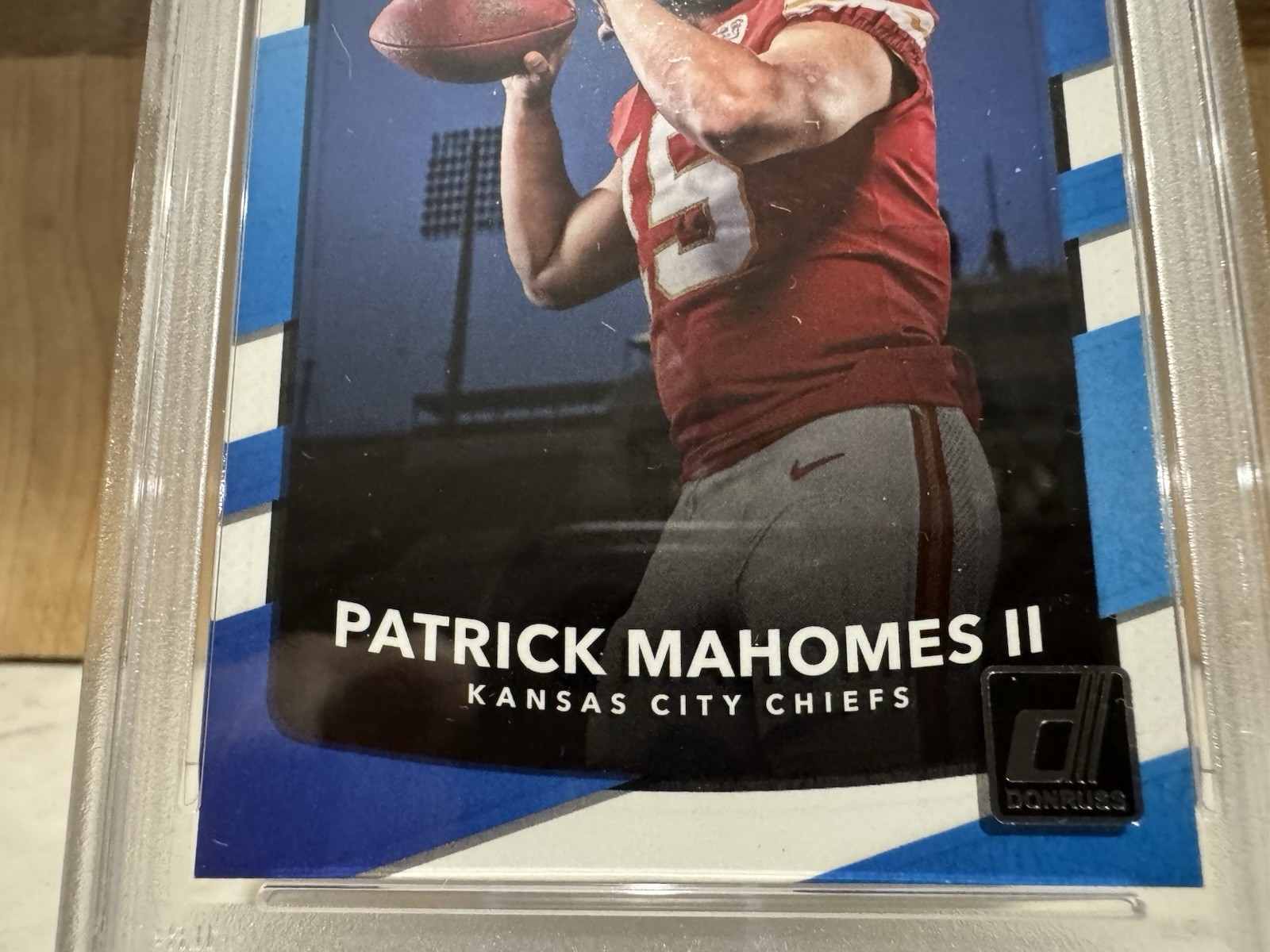2017 Panini Donruss - Rated Rookie Patrick Mahomes II #327 (RC) PSA 8. view 3