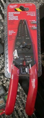 Milwaukee  Wire Stripper 48-22-3052 Durable smooth clean cuts & strips  NEW