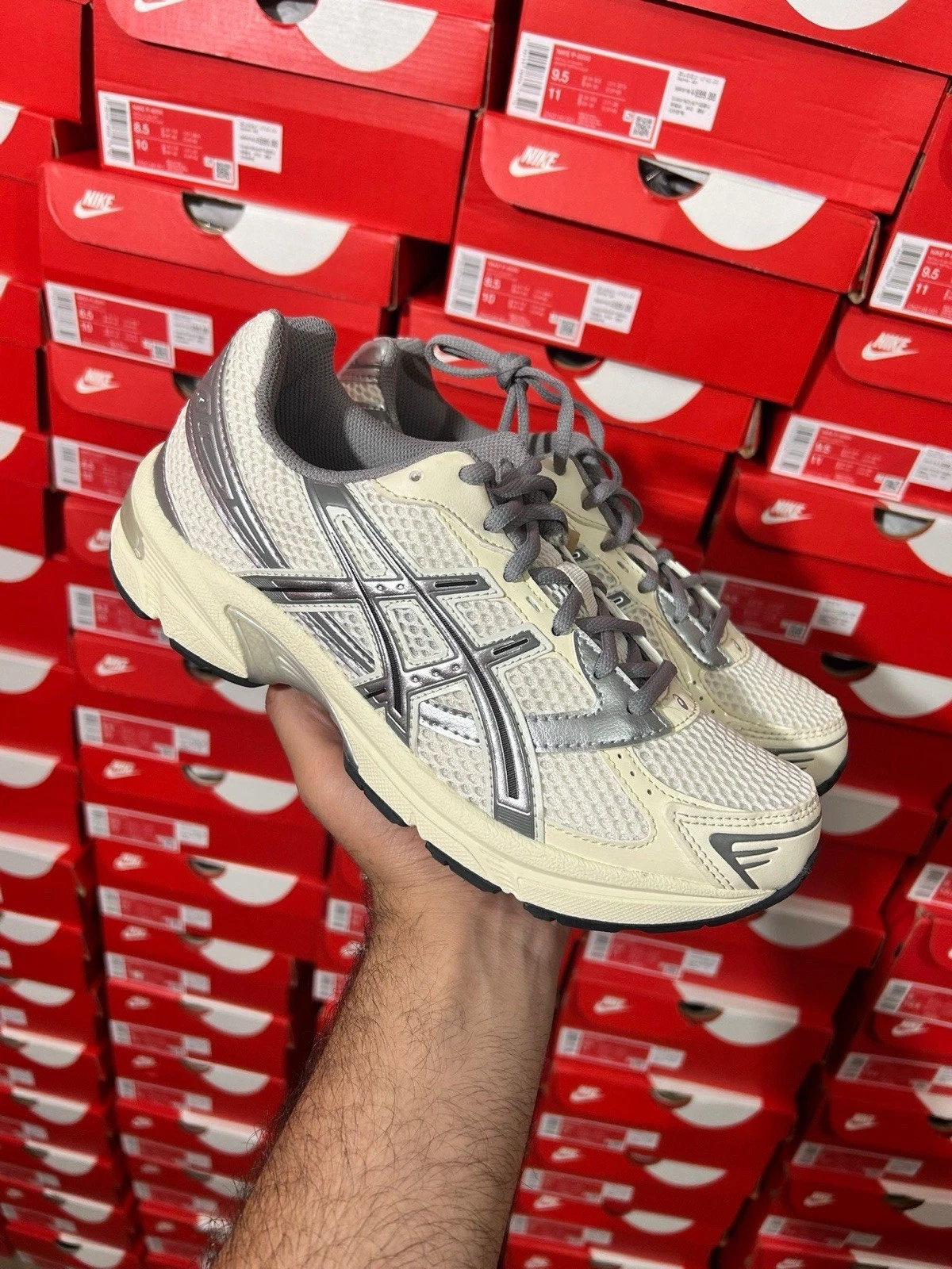 ASICS ?✅Uk4.5. ASIC Gel 1130 Crema Grigio Argilla??✅