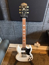 Epiphone SG Pro Alpine White Electric Guitar