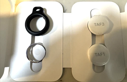 QTY 2 - APPLE AIRTAGS TRACKER PX542AM/A  A2187  See Description - product listing photo