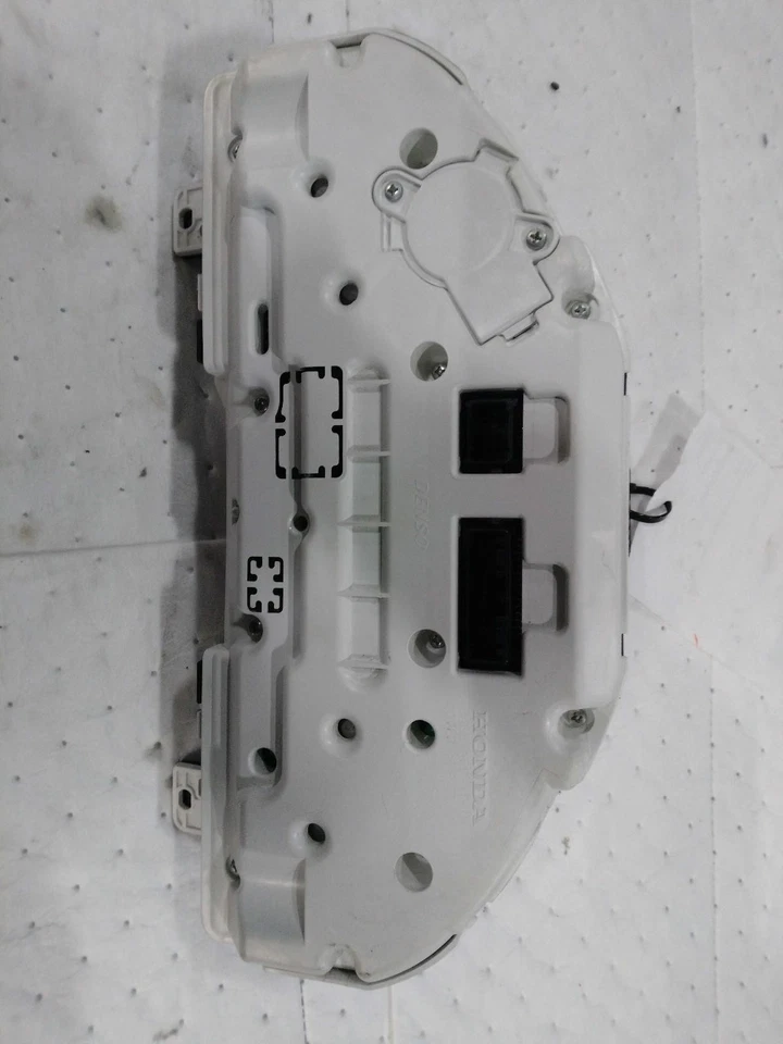 2015 Acura MDX Speedometer Gauge OEM Silver 182K Miles NJ25-22262-556981 - Image 4 of 4