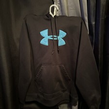 Junior Women  s under Armour black hoodie small