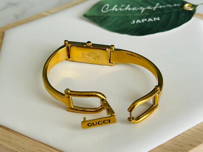 GUCCI 1500L Watch Gold Square Dial Swiss Rectangle Shell Vintage