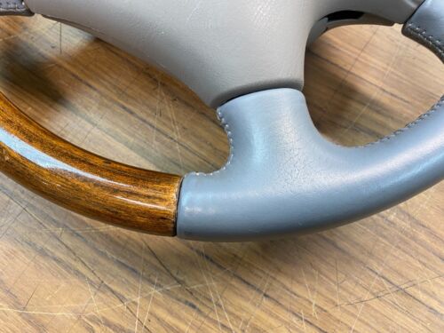 Ford Falcon AU LTD Steering Wheel + Air Bag - Picture 7 of 20