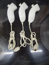 3x Nintendo Bc Wii Nunchuck Controller White OEM Official RVL-004 TESTED