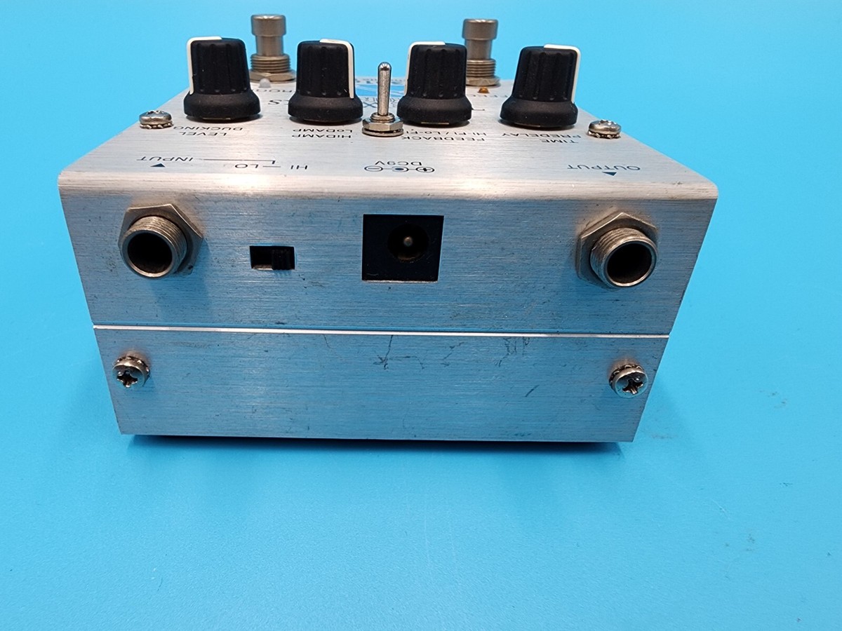 Korg ToneWorks 301DL Dynamic Echo Guitar Effect Pedal Bass Program