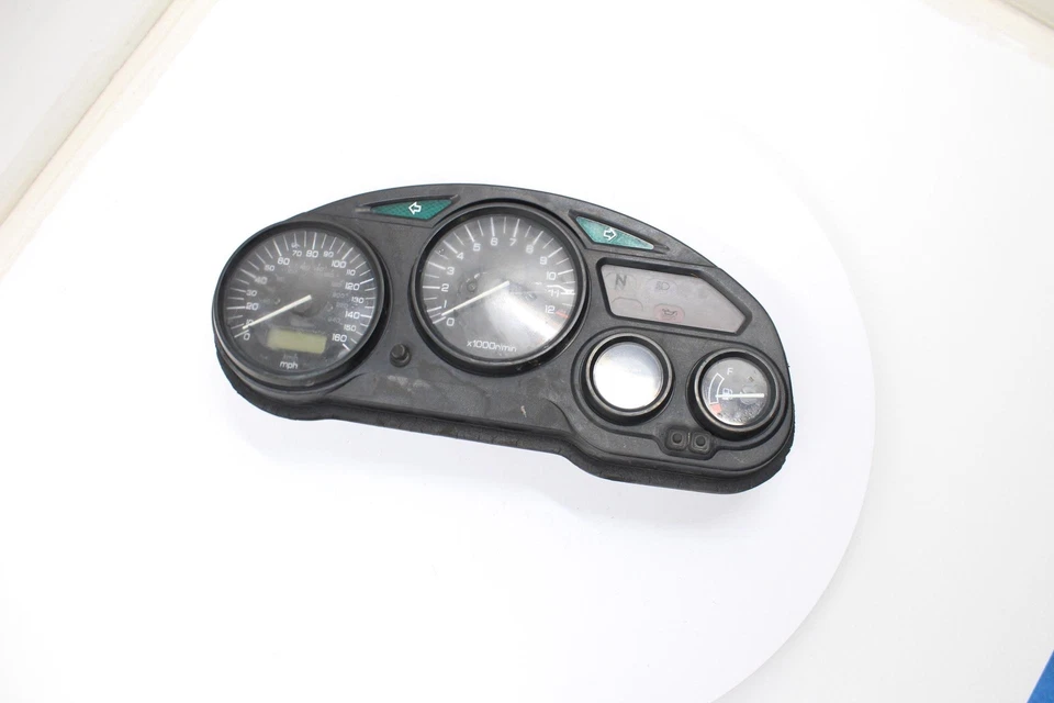 Suzuki Katana 750 2000 OEM velocímetro medidores de tacómetro panel de visualización velocímetro Foto 2 de 4